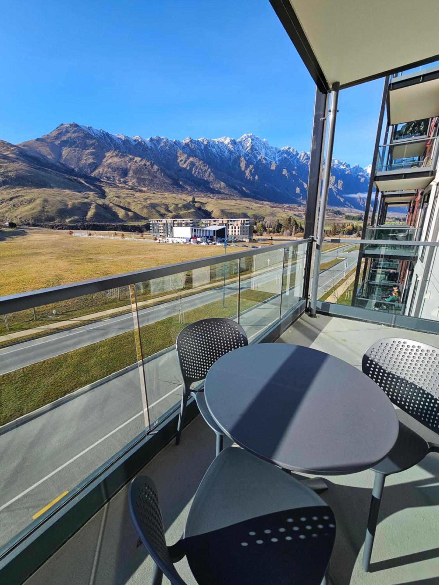 Quest Queenstown Apartments Remarkables Park Esterno foto